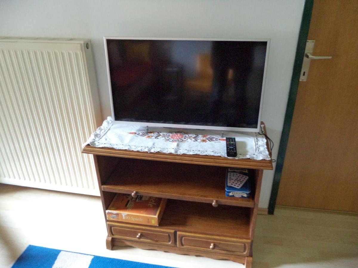 Ferienwohnung Kunterbunt - Housity
