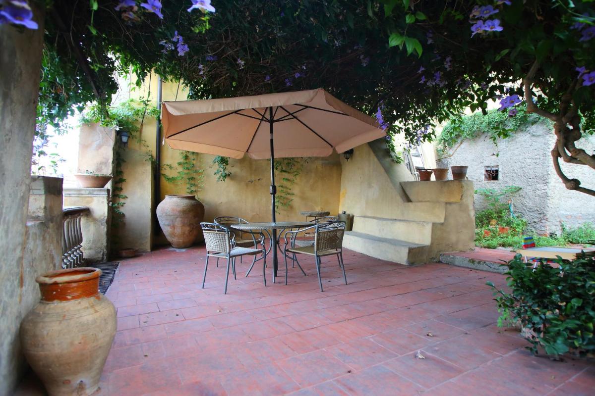 Casa Ale con giardino pensile - Housity