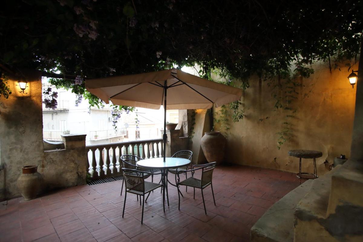 Casa Ale con giardino pensile - Housity