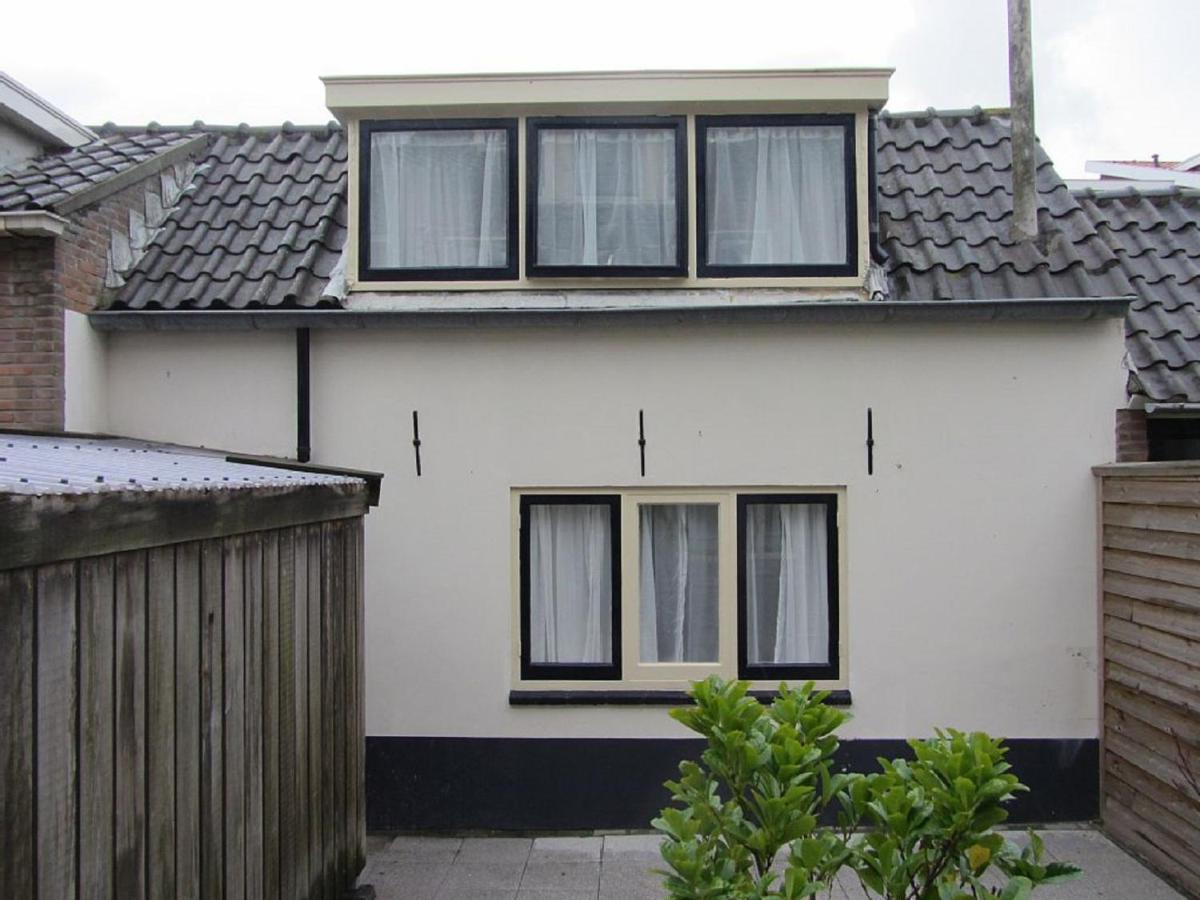 Holiday Home Emmastraat - Housity