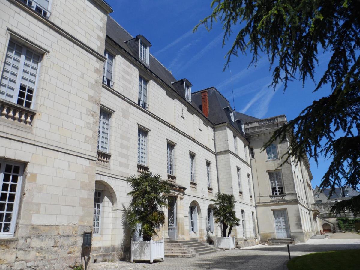 GITE DE LA TOUR DE GUISE 2 - Housity