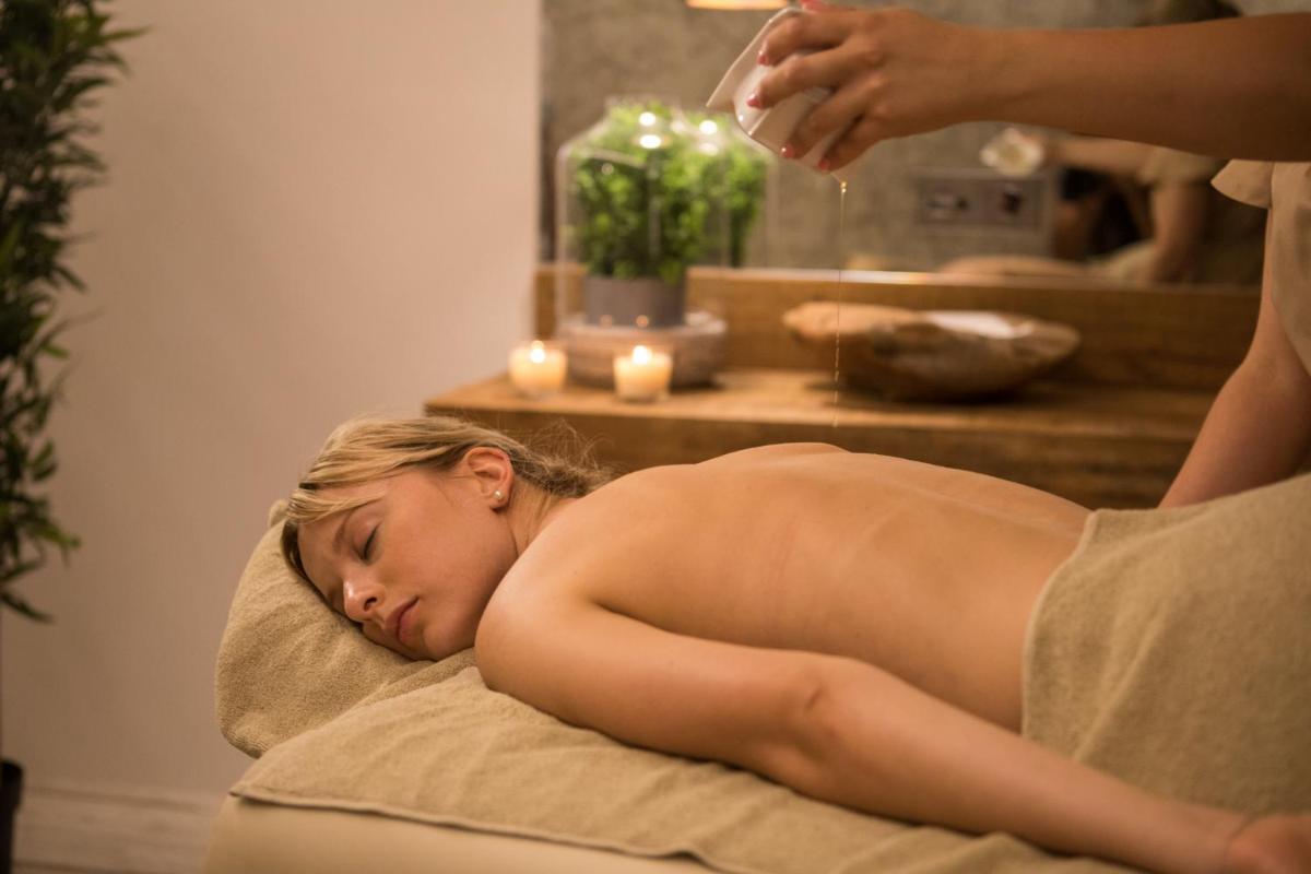 O spa e/ou outras comodidades de bem-estar em Well Hotel & Spa