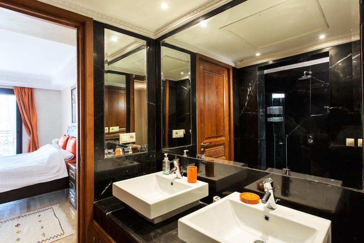 The Pearl Apartment with Rooftop Sun Deck - Hivernage Quarter - By Goldex Marrakech - Housity