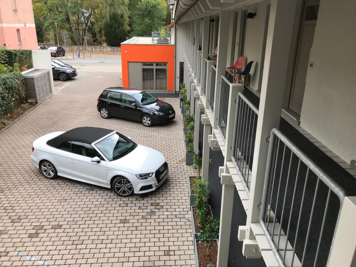 stattHotel Weimar - Housity