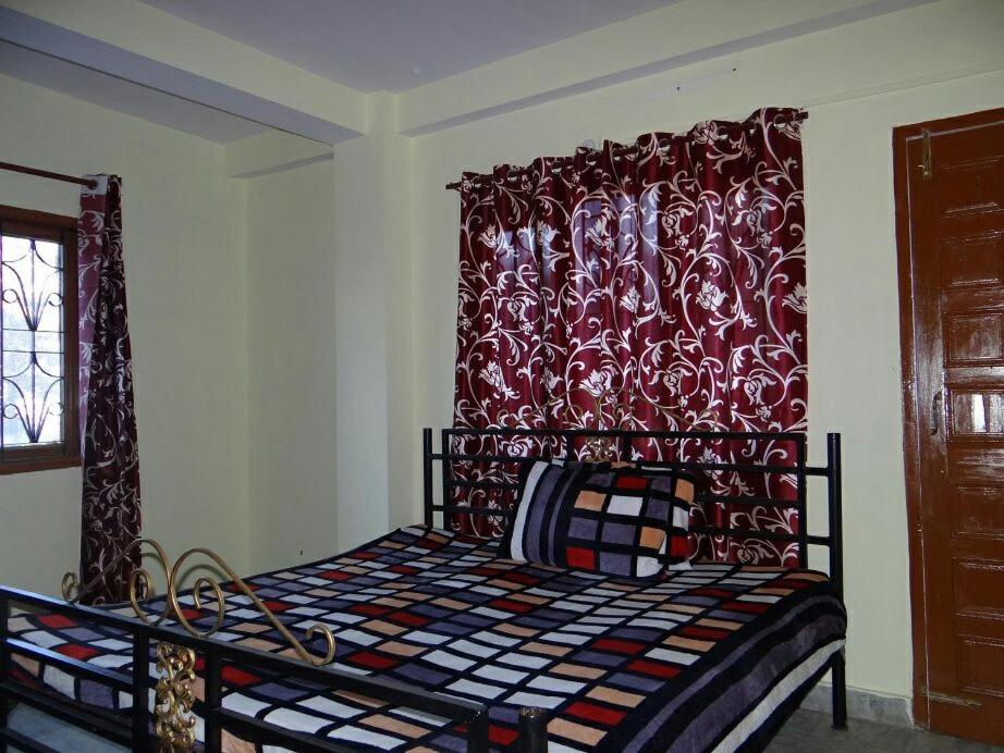 ValleyView Rooms with Homely Ambience - Housity