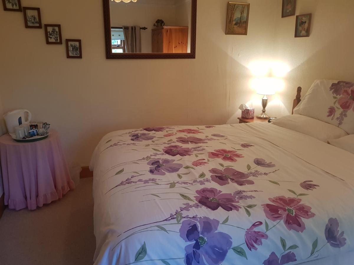 Hosefield Bed and Breakfast - Housity