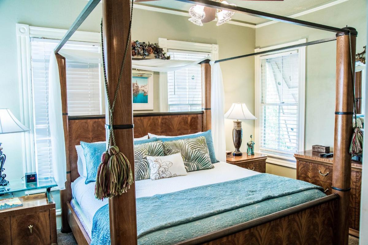 Peace & Plenty Inn Bed and Breakfast Downtown St Augustine-Adults Only - Housity
