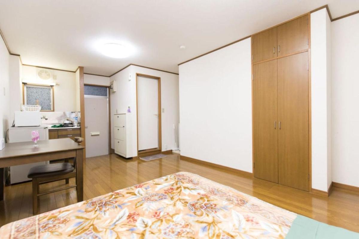 Shinjuku Apartment 102 - Housity