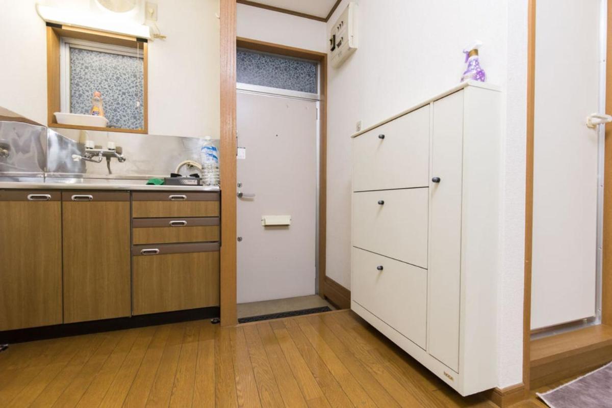 Shinjuku Apartment 102 - Housity