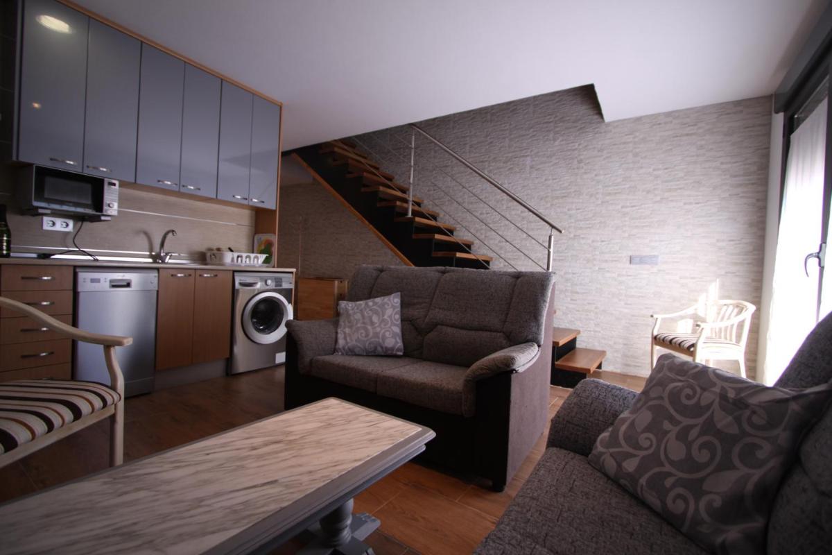 Apartamentos La Rocanda - Housity
