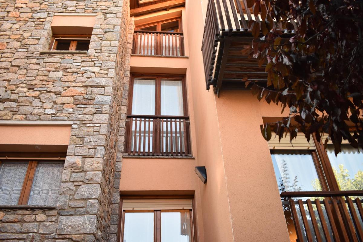 Casa Puigcerda - Housity