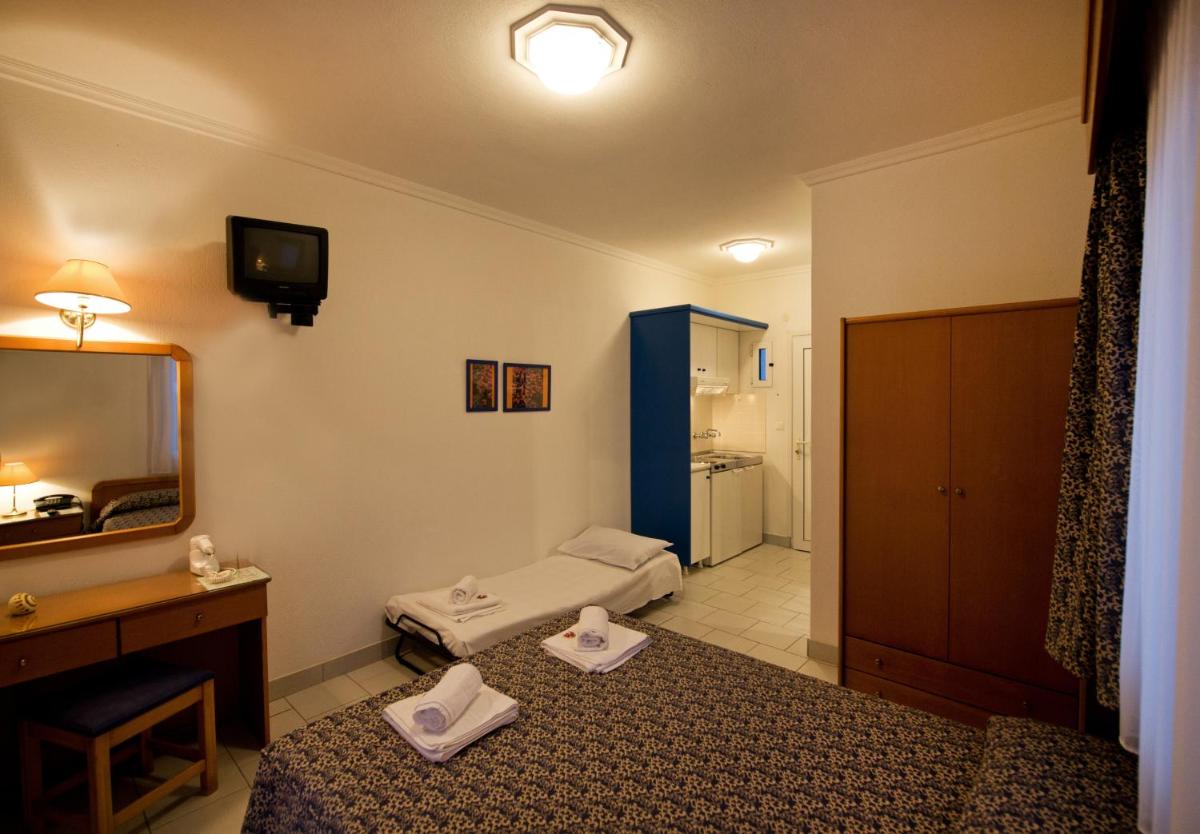 Lazaridis Luxury Studios & Apartments - Hizvo