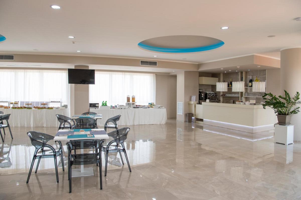 Grand Hotel Biffy - Housity