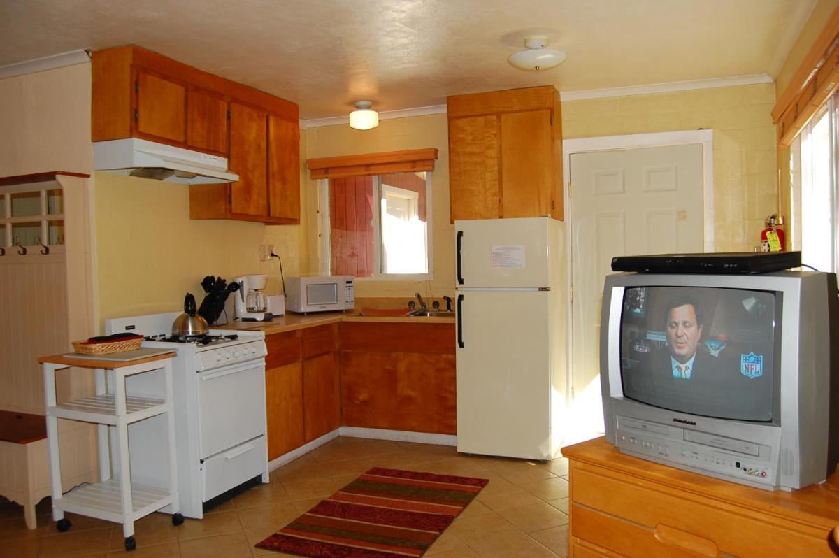 65 Sparrows Nest - Housity