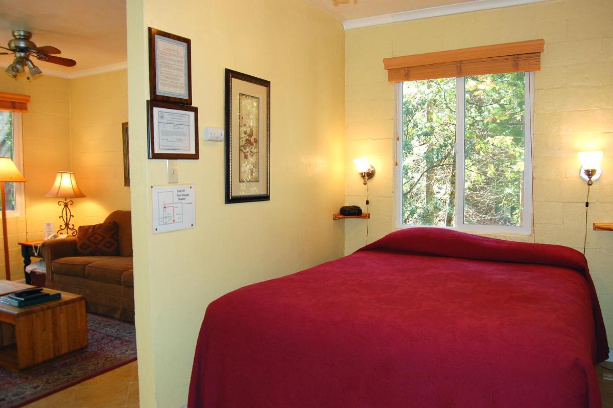 65 Sparrows Nest - Housity