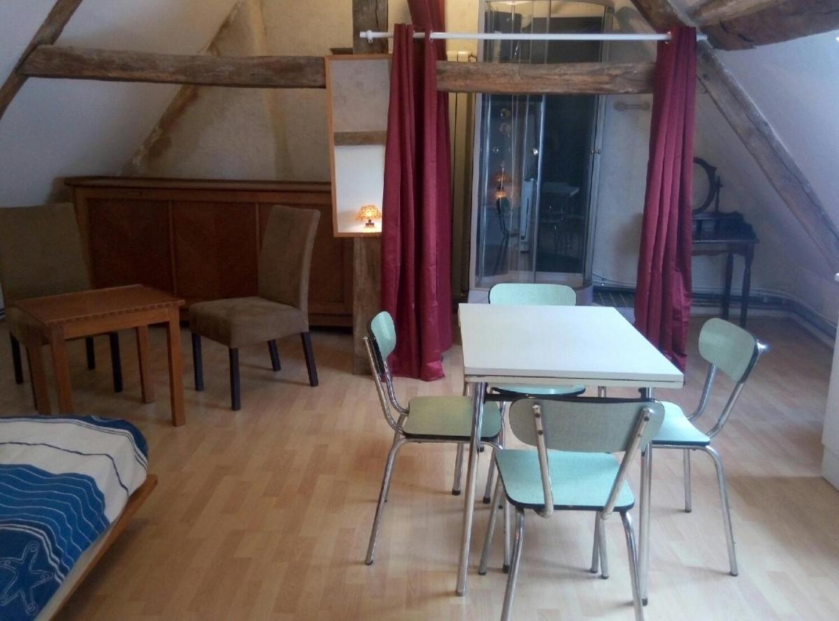 Studio dans un cadre champetre - Housity