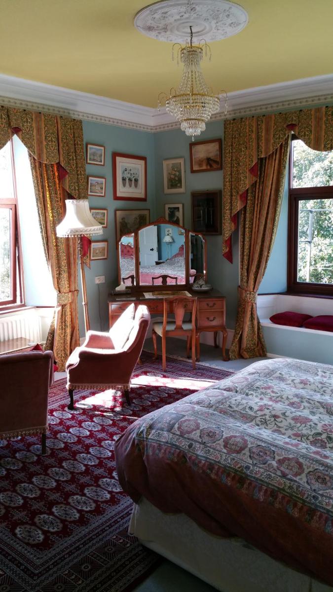 Castle Vale House - Housity