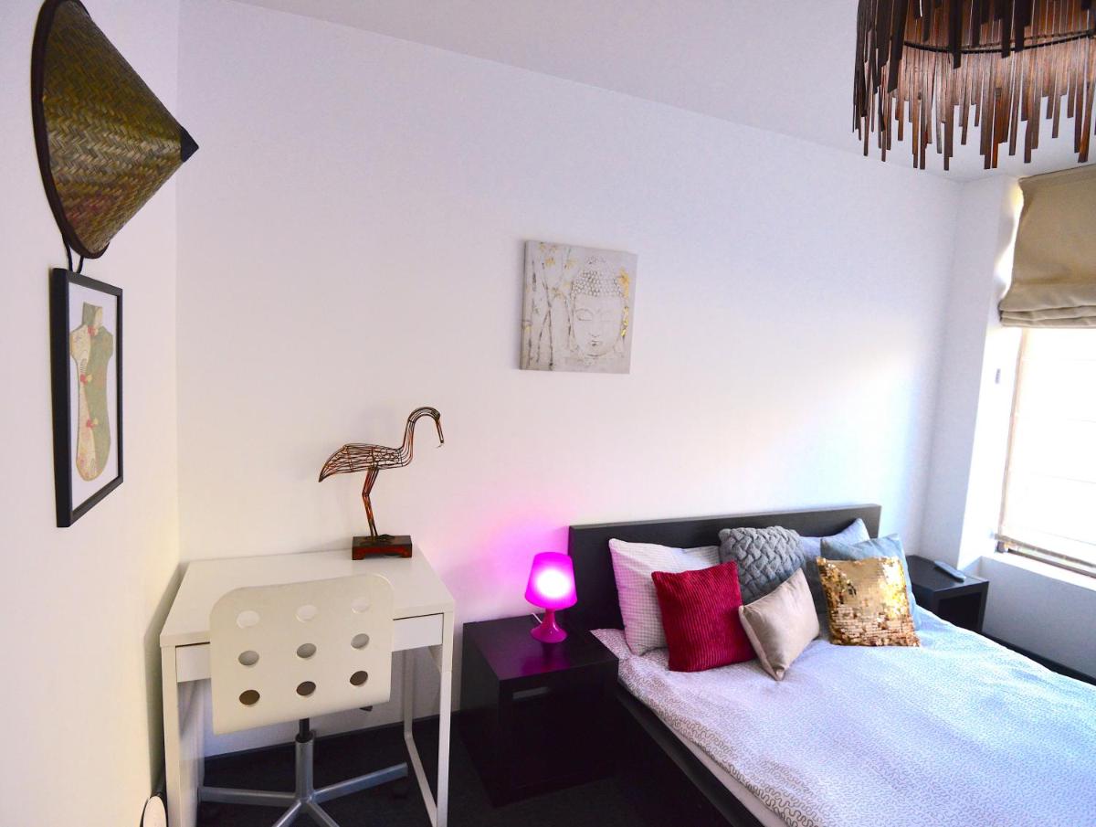 Hotel Biscuit - Housity