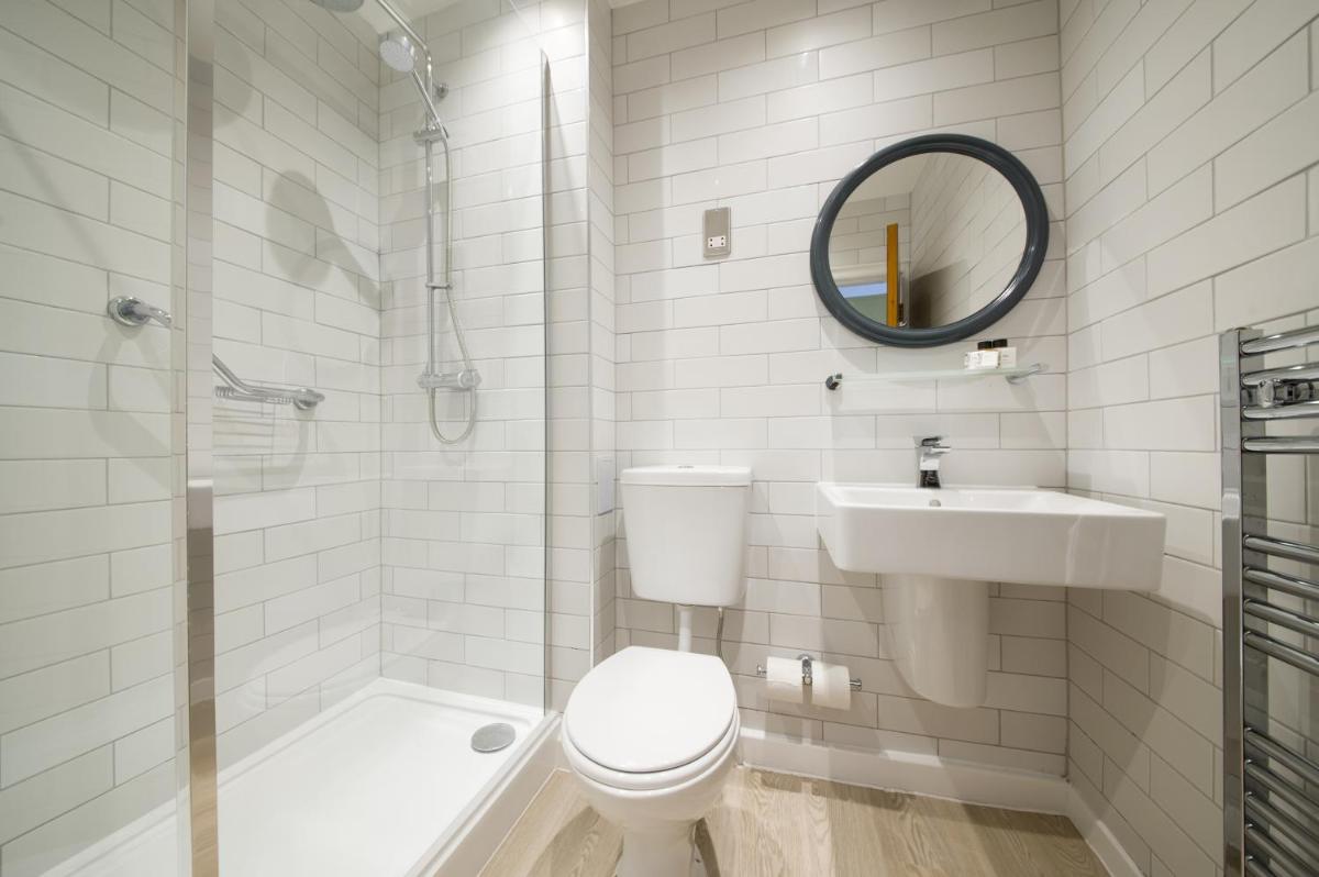 The Calverley Arms by Innkeeper's Collection - Housity