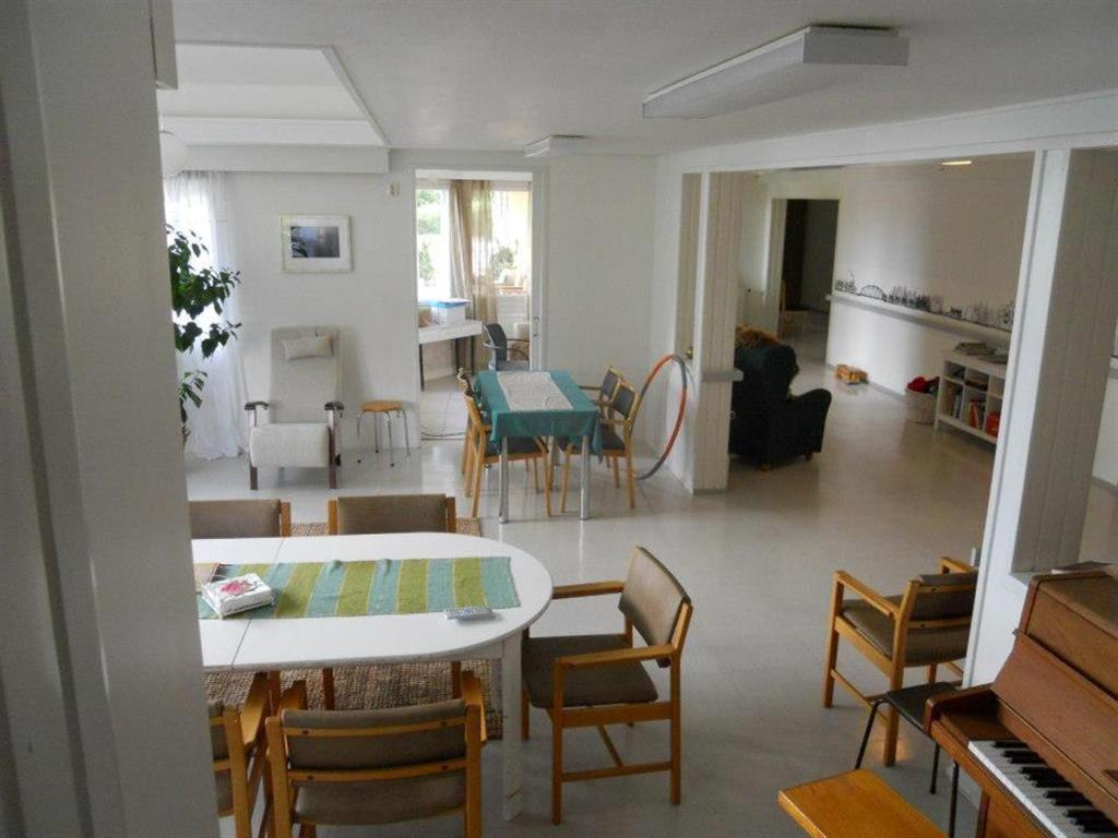 Majatalo Myötätuuli - Housity