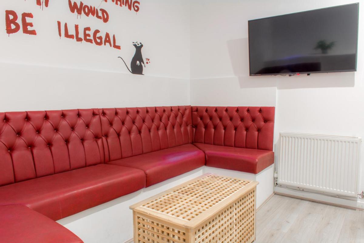 Fleet Street - Perfect for Nightlife! - Housity