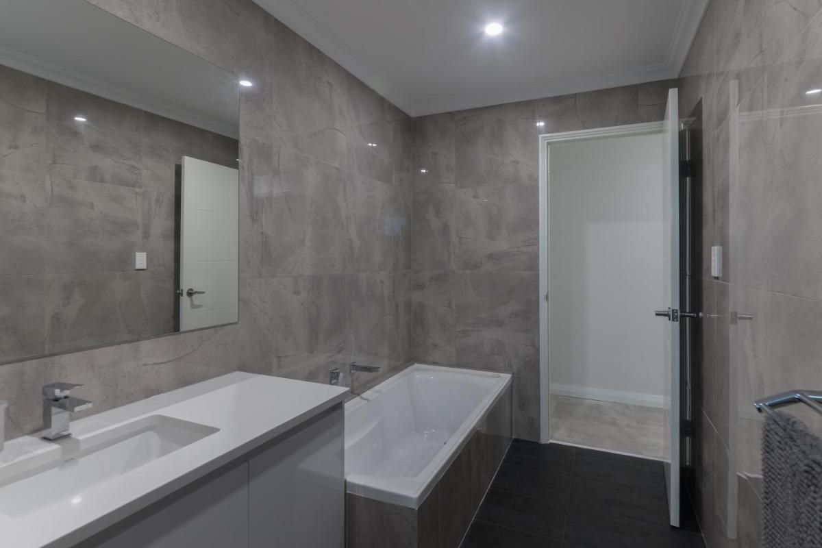 Epsom on Swan Bed & Breakfast - Housity