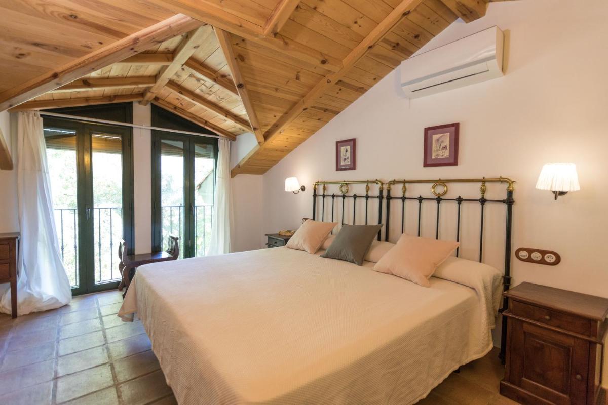 CALERILLA Hotel - Housity