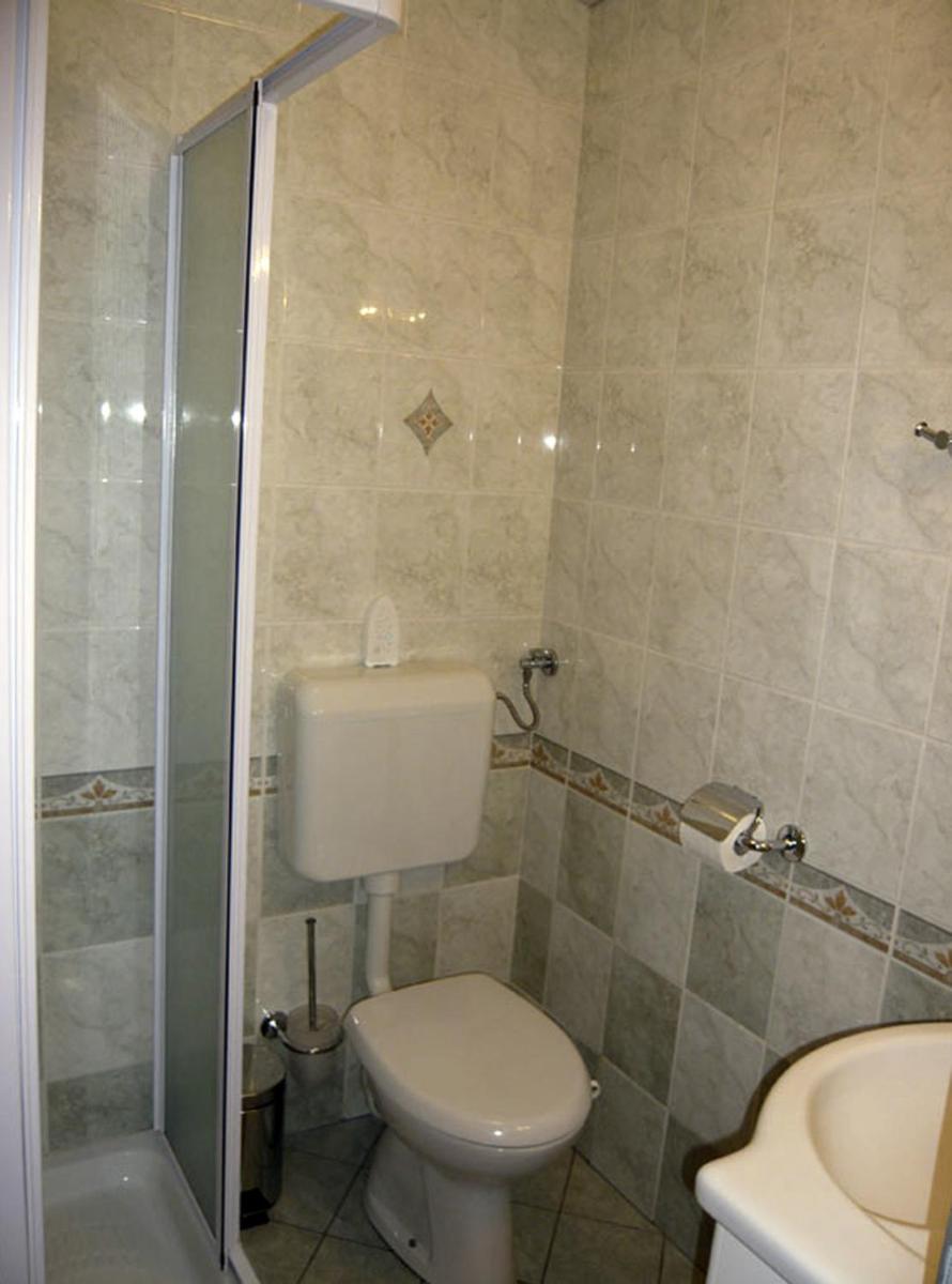 Apartmaji Hribar Pr'Ostank - Housity