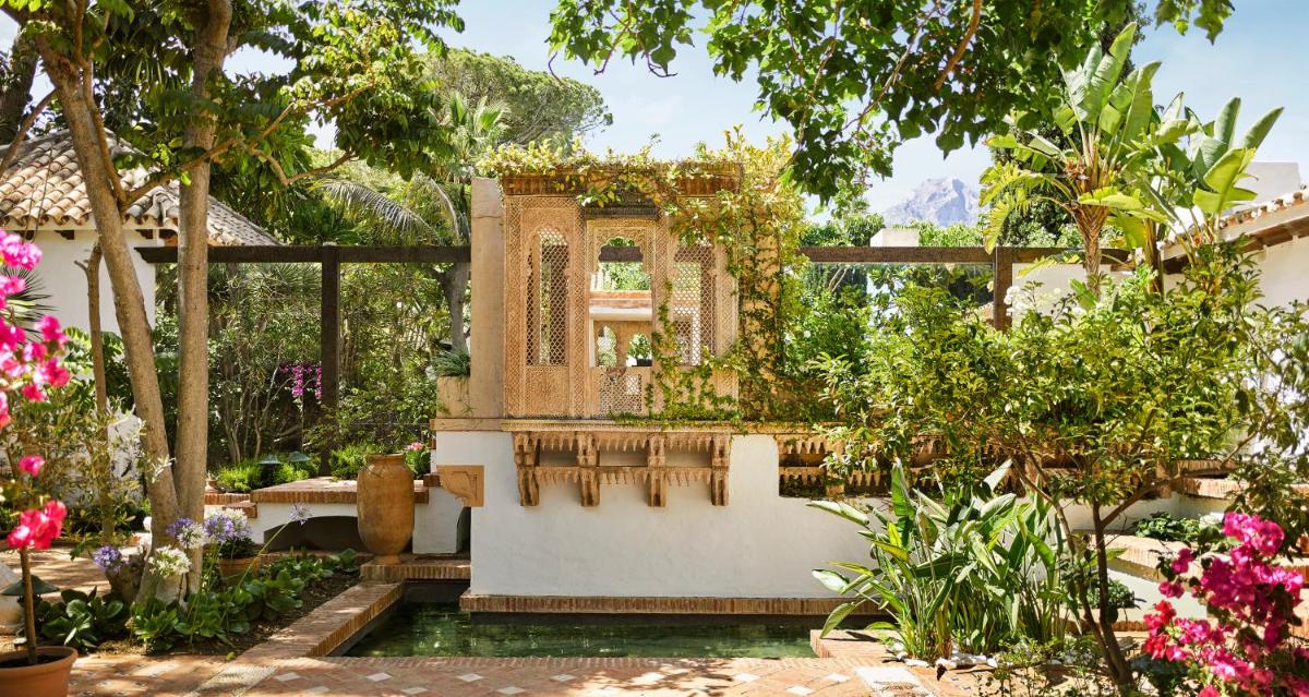 Jardín al aire libre en Marbella Club Hotel · Golf Resort & Spa