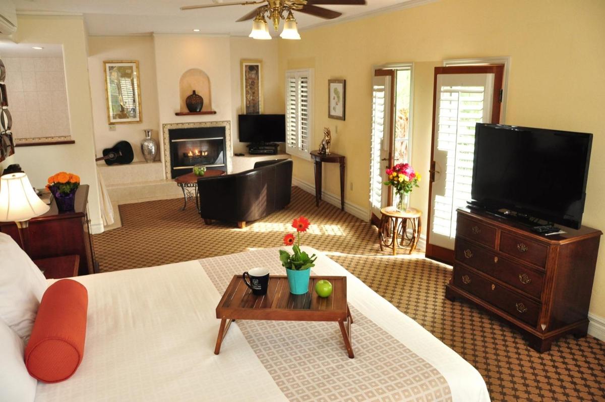 The Eagle Inn - Housity
