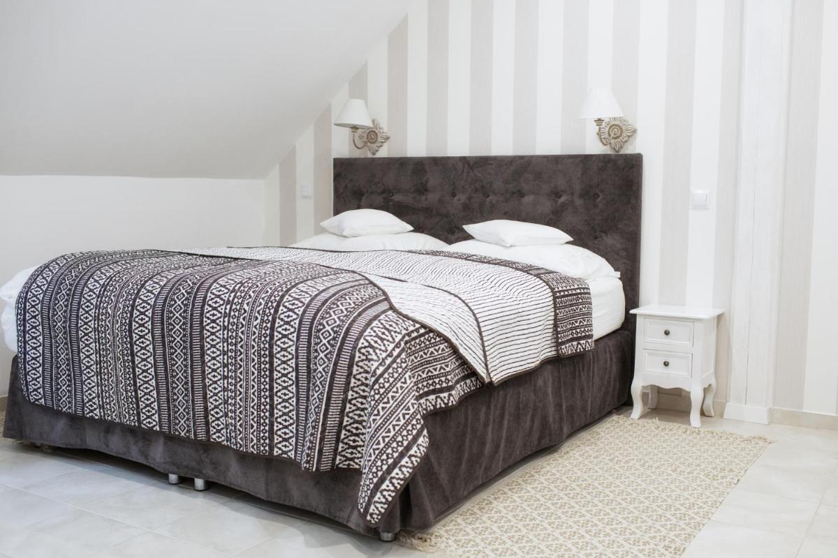 Martiany 21 - Housity