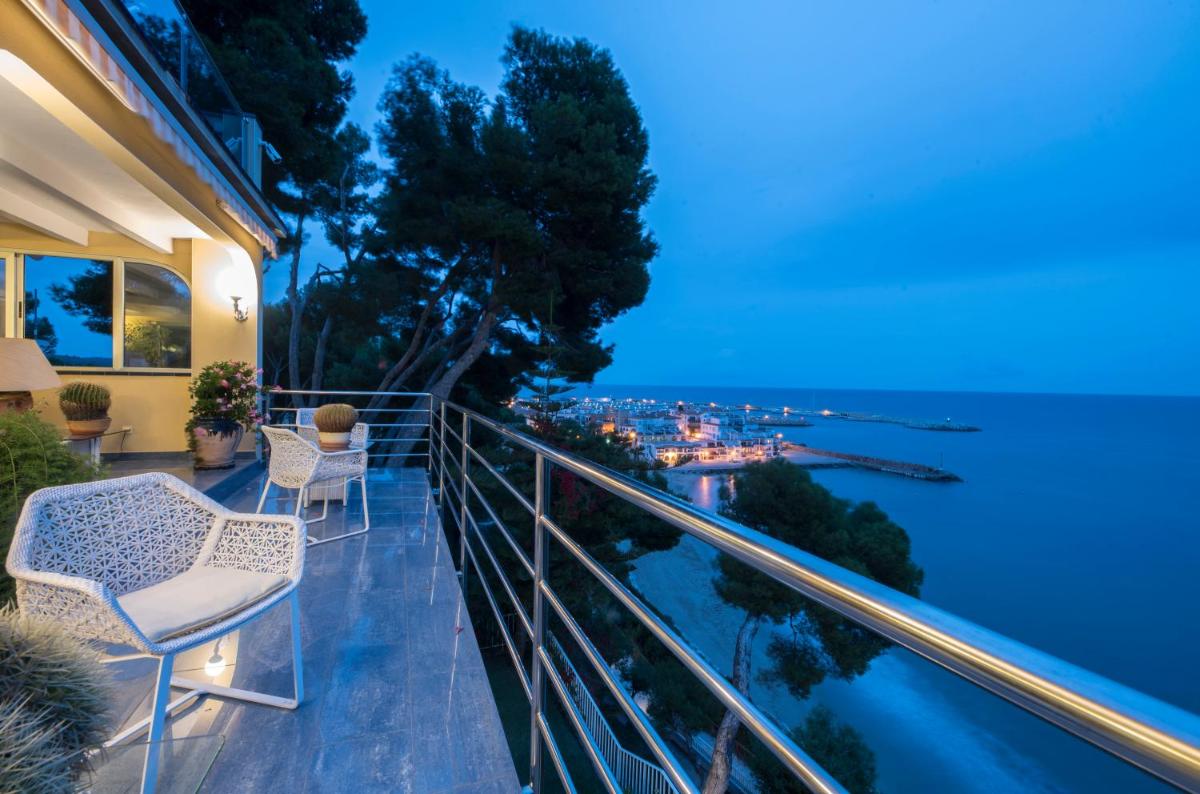 HOTEL La Estrella del Mediterráneo - Housity