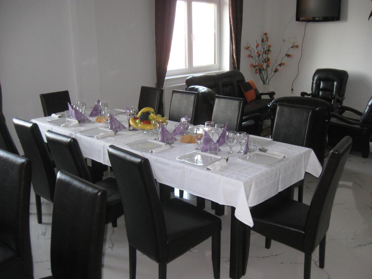 Pension Waldburg - Housity
