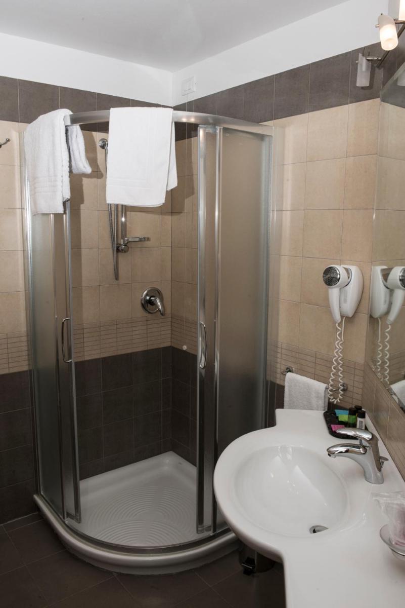 Hotel Corte Business - Housity