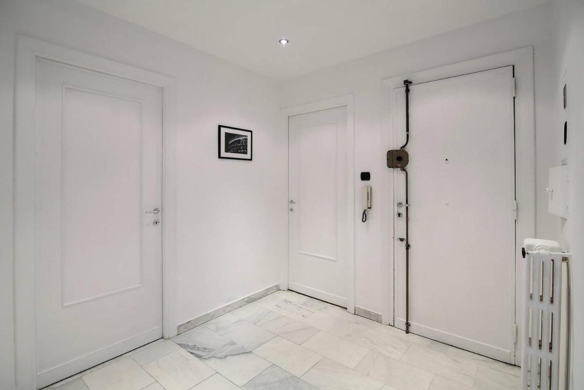 MC Guest House - Housity