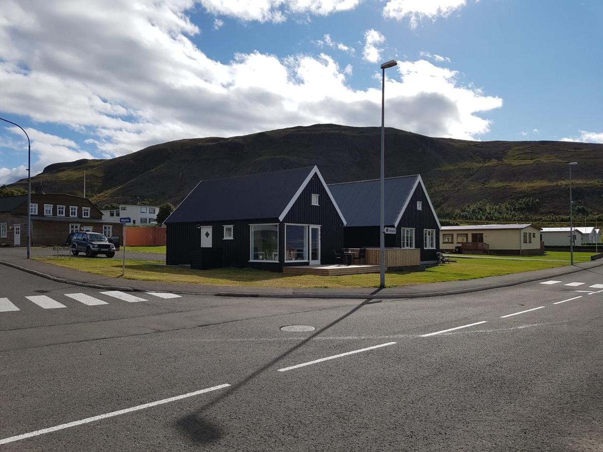 Grenivik Guesthouse - Housity