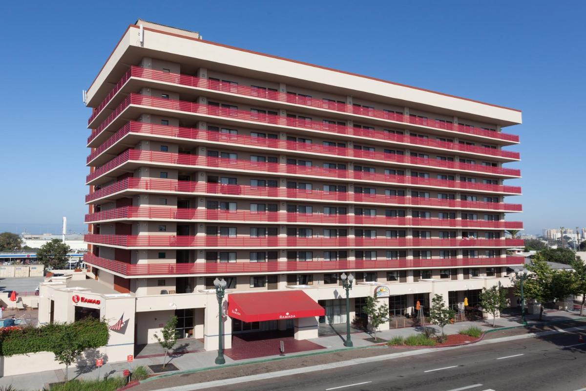 Ramada by Wyndham San Diego National City - Housity