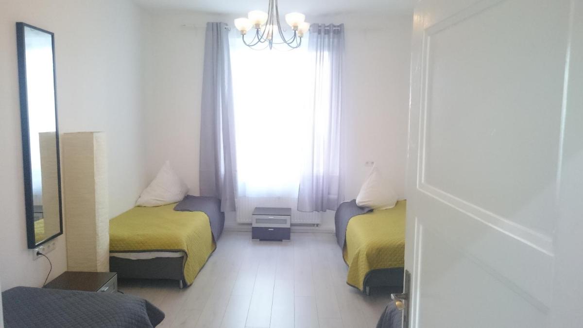 AVI City Apartments GoodHouse - Housity