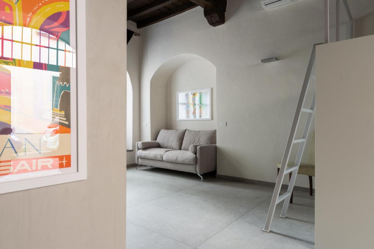 Le scuderie di Sant'Ambrogio - Housity