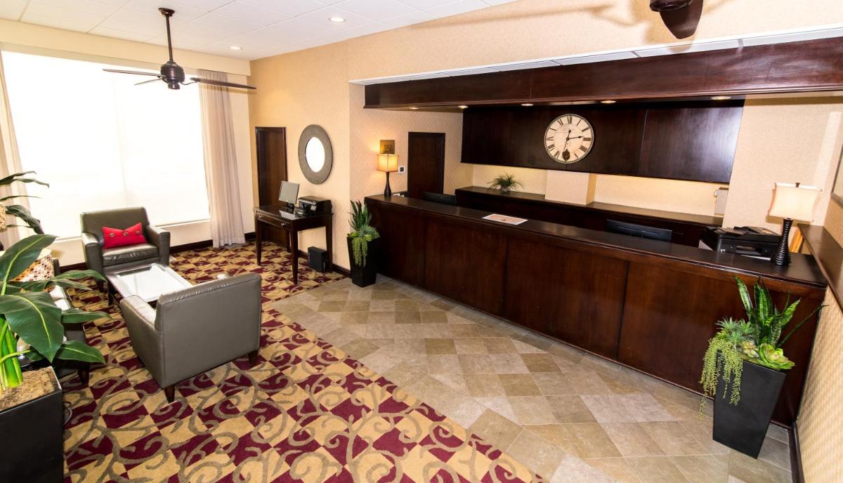 Howard Johnson by Wyndham Portsmouth - Housity