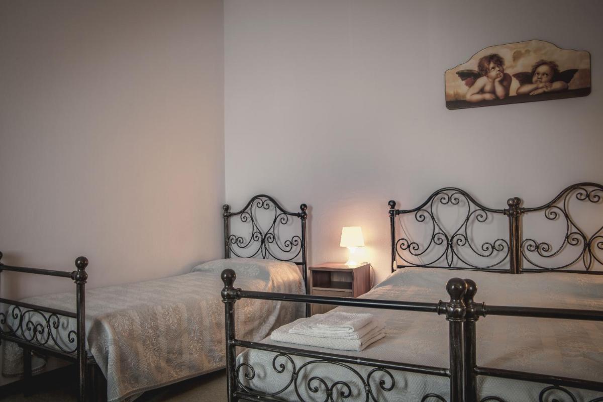 B&B Villa al Lago - Housity