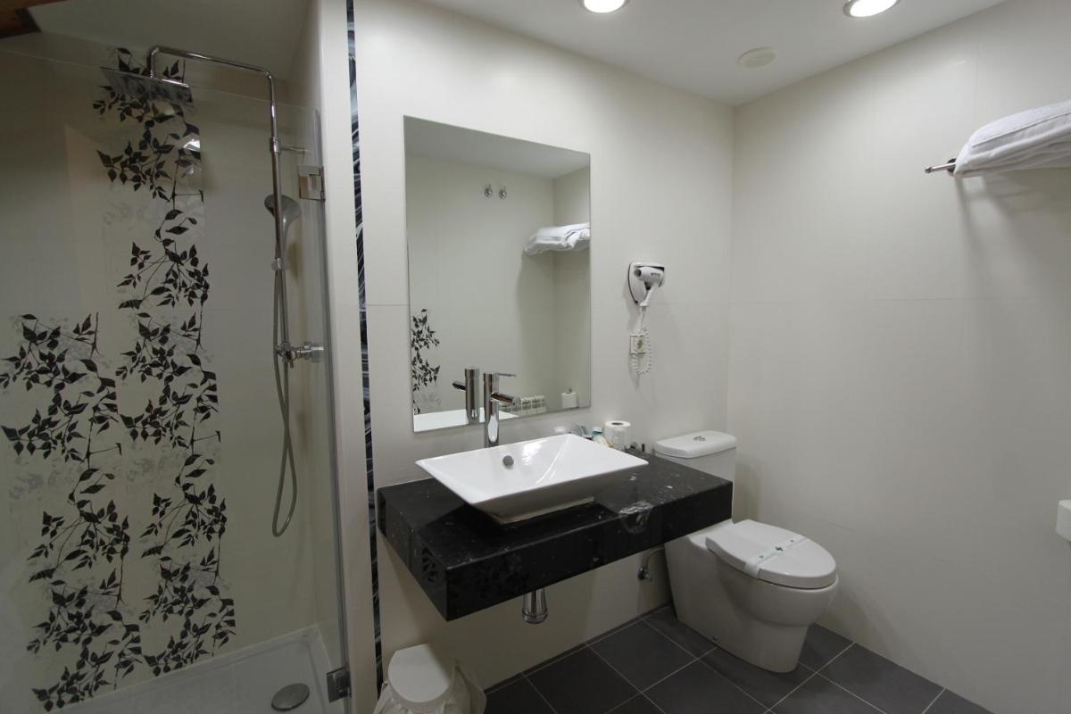Un baño de Hotel & Spa Real Jaca