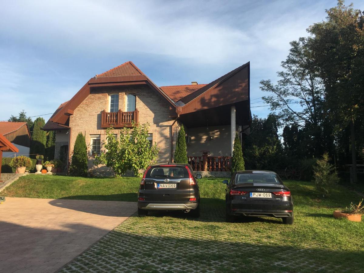 Gabi Magánszálláshely - Housity