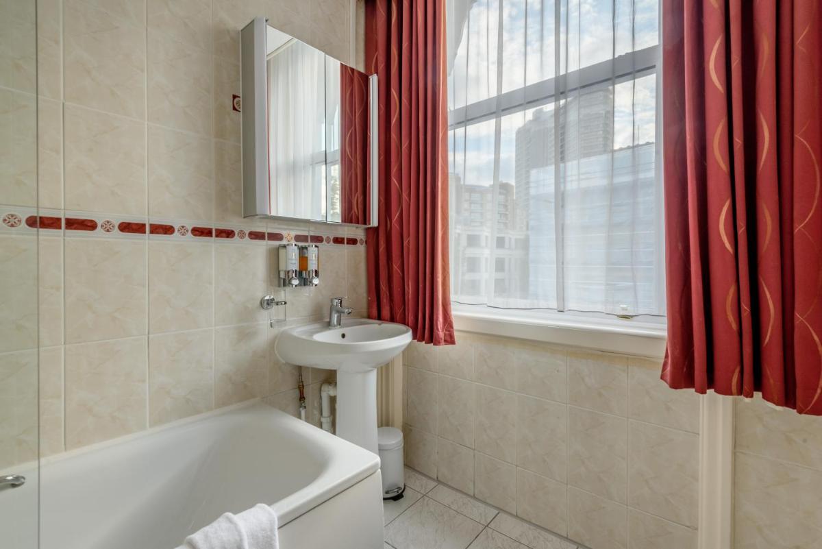 The Montana Hotel - Housity