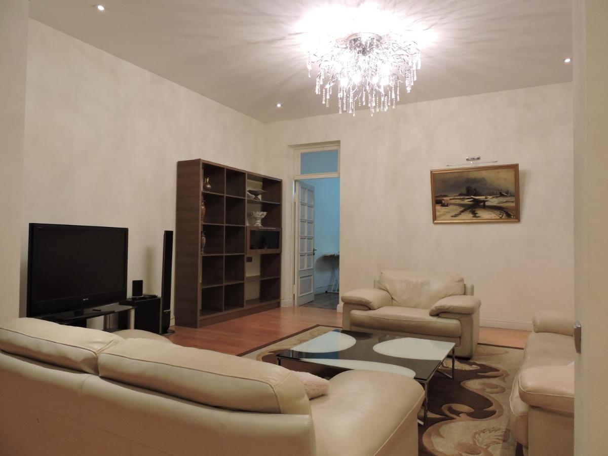 1 Shota Rustaveli Avenue - Housity