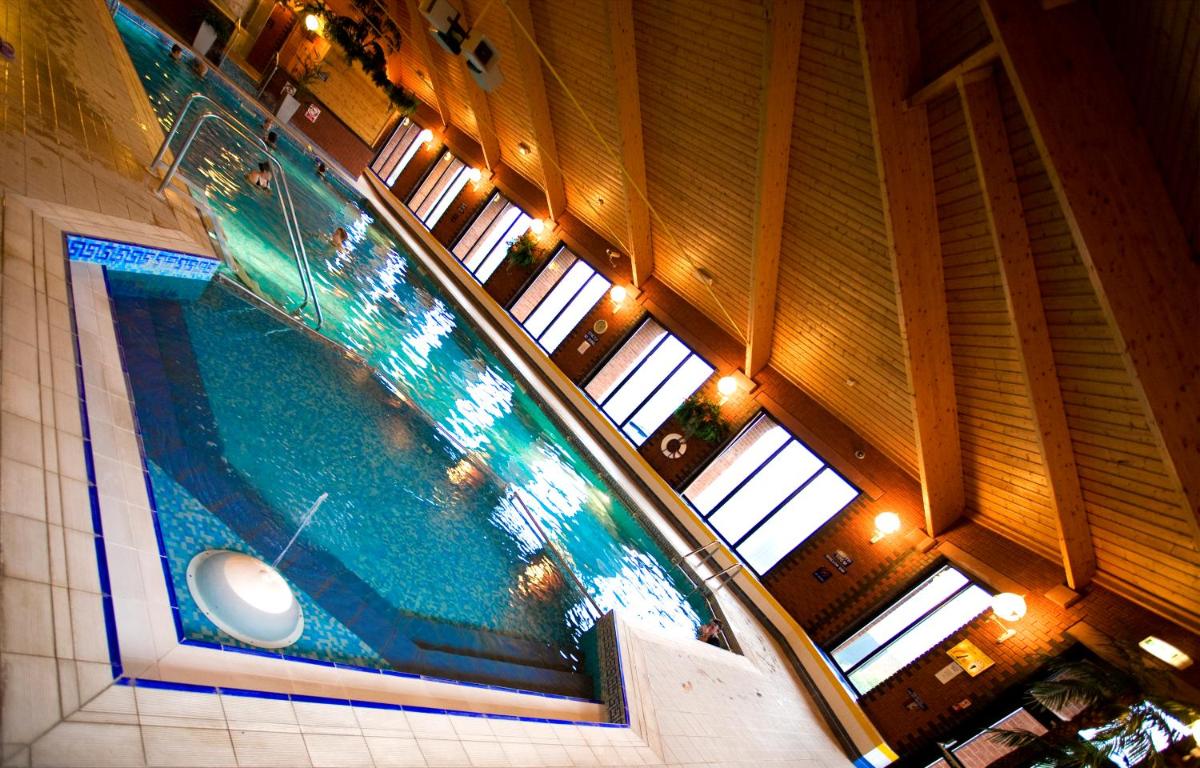 Best Western Frodsham Forest Hills Hotel - Housity