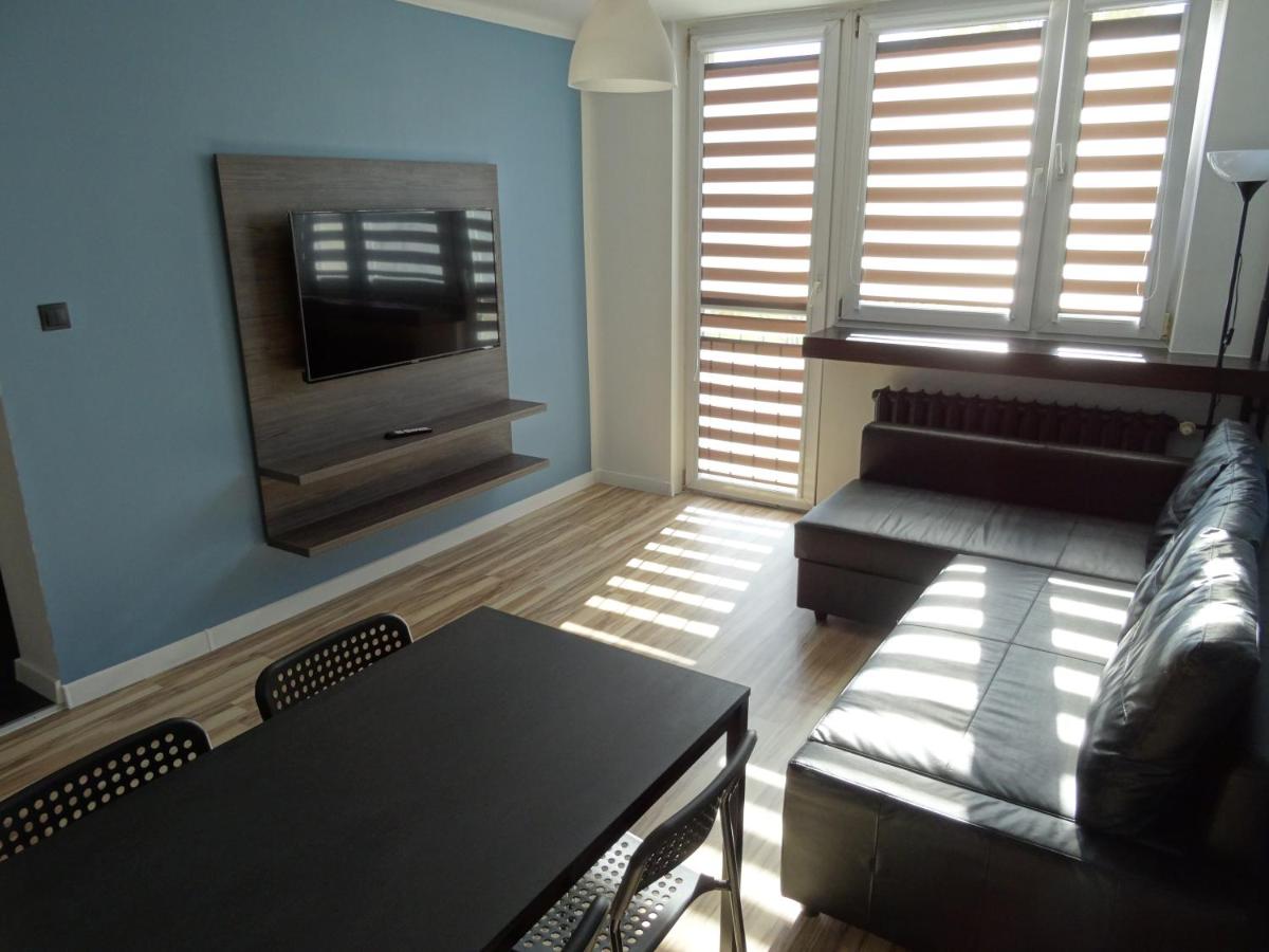Blue Apartment Oświęcim - Housity