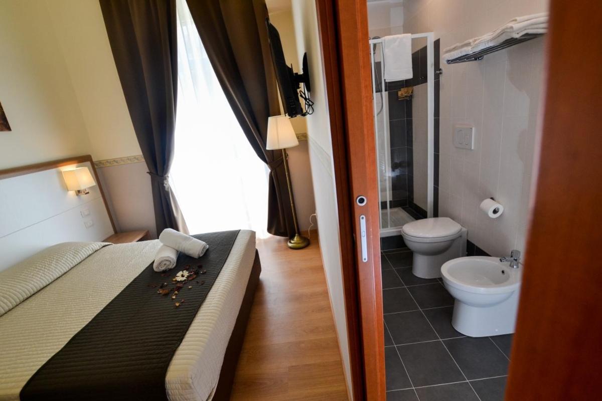 B&B AL VIALE - Housity