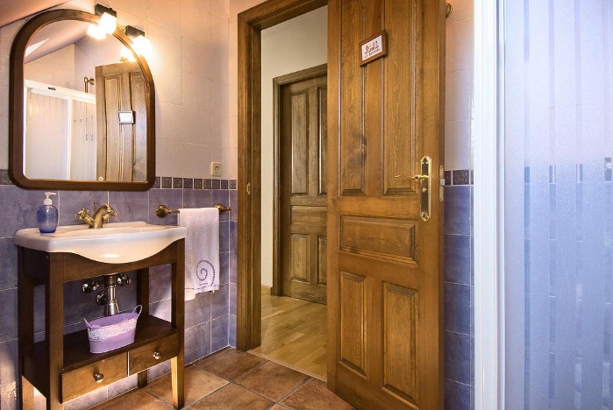 Casa Rural Marín - Housity