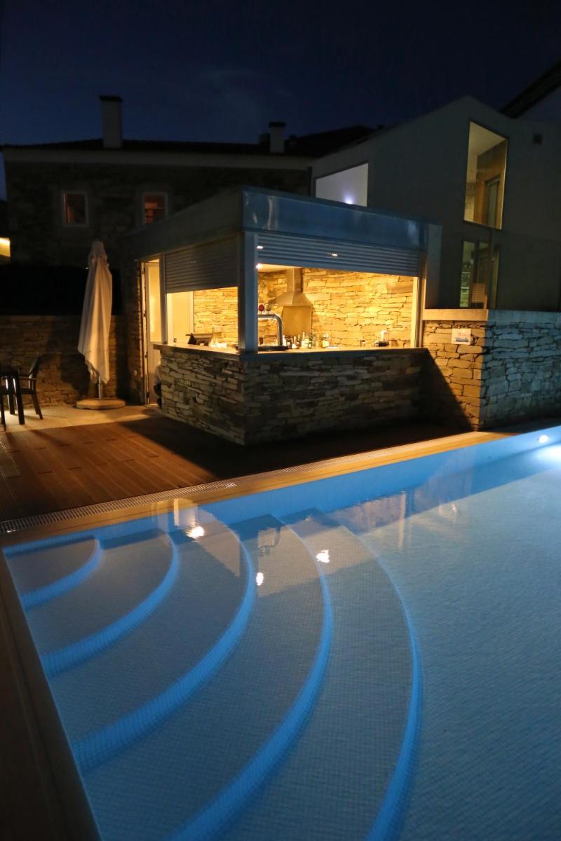 A piscina em ou perto de Douro Scala